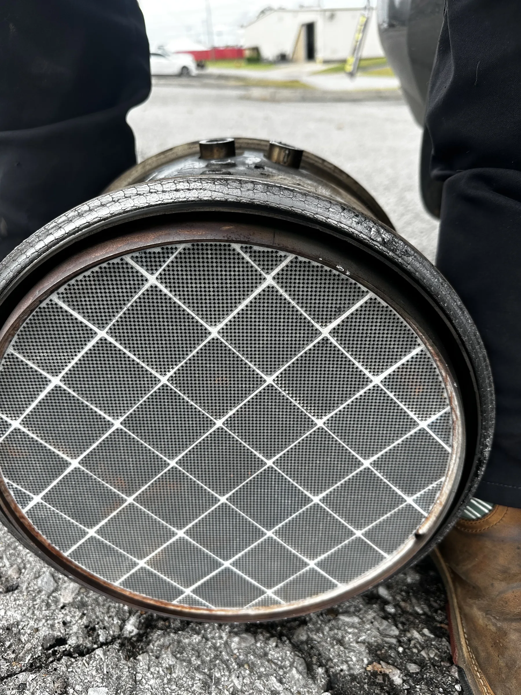Face-on view of a diesel particulate filter substrate